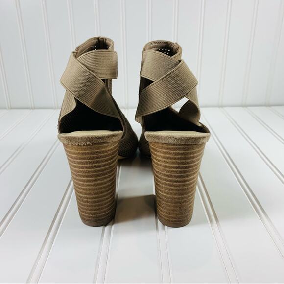 Marc Fisher Tan Suede Perforated Open Bootie Sz 11 - Picture 3 of 7